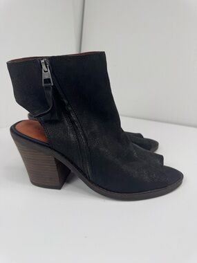 Lucky Brand Black Peep-Toe Stacked Heel Mules